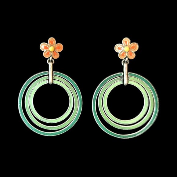 Vintage Mod Green Enamel Flower Earrings Metal Round Dangle Statement Boho - Picture 1 of 6